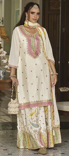 Self Design 4 color Pakistani Cotton Patch Work Suit, Unstitched at Rs 1049  in Surat