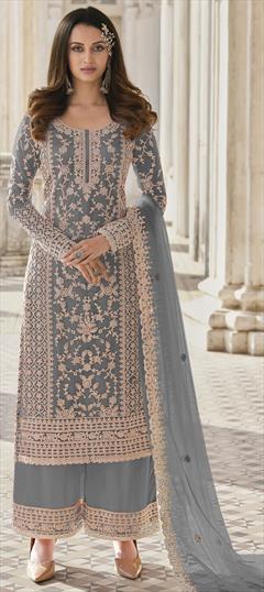 Hand embroidered suit | Embroidery suits, Hand work embroidery, Hand  embroidery designs