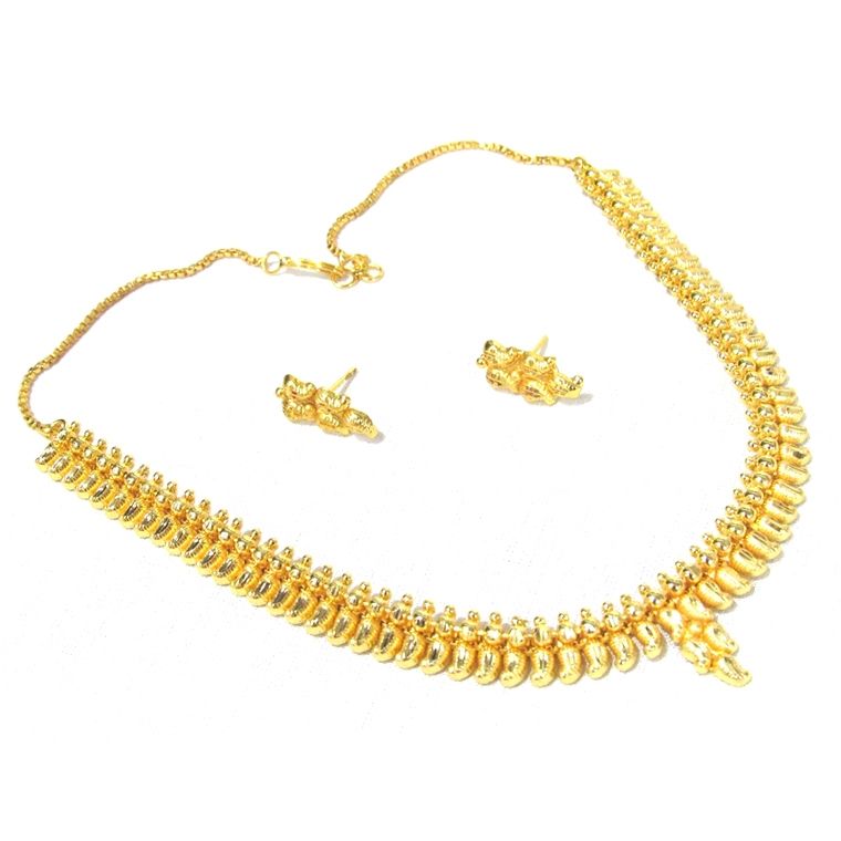 1513248 Gold color Metal Alloy metal Necklace