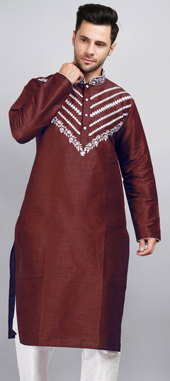 1905532