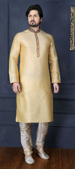 Gold color Kurta Pyjamas in Banarasi Silk fabric with Embroidered, Thread work