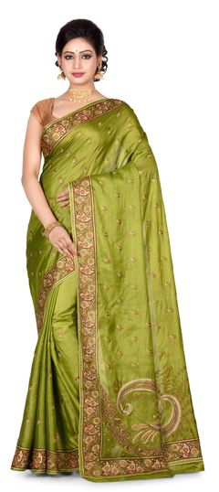 Green color Saree in Banarasi Silk, Silk fabric with Thread work