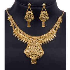 Gold Rodium Polish Gold color Necklace in Metal Alloy studded with Austrian diamond, Kundan