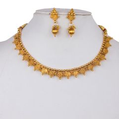 Gold Rodium Polish Gold color Necklace in Metal Alloy studded with Beads