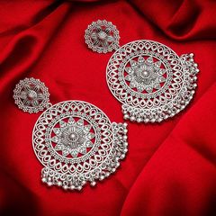 Silver color Earrings in Metal Alloy studded with Beads & Silver Rodium Polish : 1575506