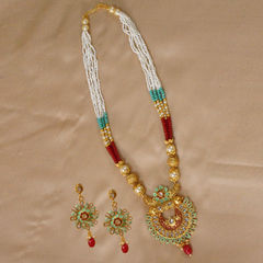 White and Off White color Necklace in Copper studded with Cubic Zirconia, Kundan, Pearl & Gold Rodium Polish : 1588520