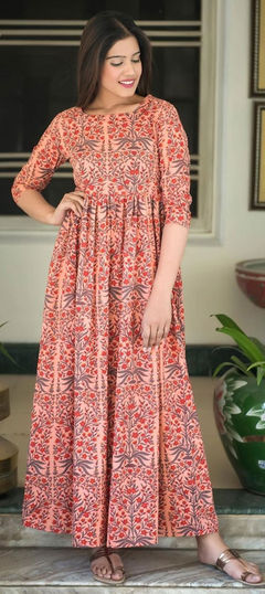 Multicolor color Kurti in Muslin fabric with Digital Print work