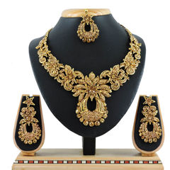 Gold Rodium Polish Gold color Necklace in Metal Alloy studded with CZ Diamond