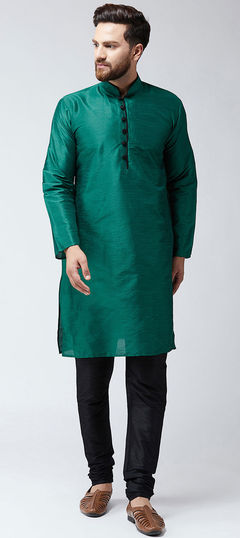 Green color Kurta Pyjamas in Dupion Silk fabric with Thread work