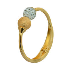 White and Off White color Bracelet in Brass studded with CZ Diamond & Gold Rodium Polish : 1620771