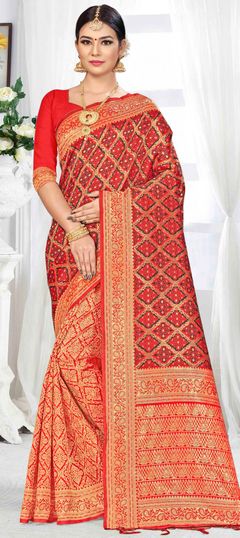 Red and Maroon color Saree in Banarasi Silk, Silk fabric with Weaving work