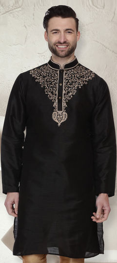 Black and Grey color Kurta in Dupion Silk fabric with Resham, Thread work