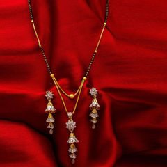 White and Off White color Mangalsutra in Metal Alloy studded with Austrian diamond & Gold Rodium Polish : 1623550