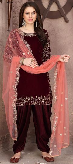 Festive, Reception Red and Maroon color Salwar Kameez in Velvet fabric with Patiala Embroidered, Stone, Thread work : 1625352