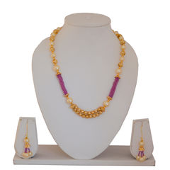 Gold Rodium Polish Multicolor color Necklace in Metal Alloy studded with Pearl