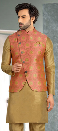 Pink and Majenta color Nehru Jacket in Jacquard fabric with Thread work
