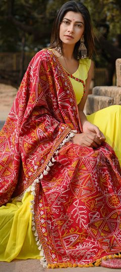 Red and Maroon color Dupatta in Cotton fabric with Embroidered, Thread work