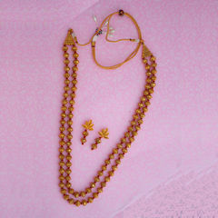 Gold Rodium Polish White and Off White color Pendant in Copper studded with Beads