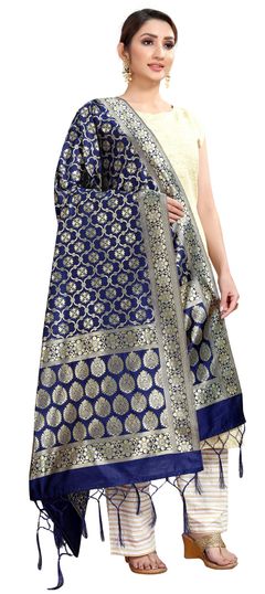 Blue color Dupatta in Banarasi Silk fabric with Weaving work