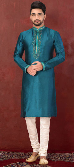 Blue color Kurta Pyjamas in Mulberry Silk fabric with Resham, Thread, Zardozi work