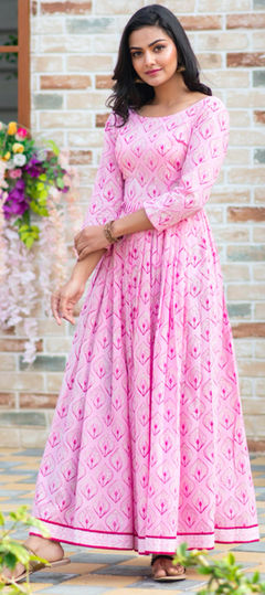 Pink and Majenta color Gown in Muslin fabric with Digital Print work