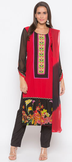 Red and Maroon color Salwar Kameez in Crepe Silk fabric with Printed work