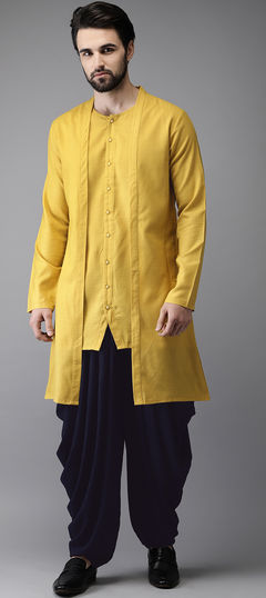 Yellow color Dhoti Kurta in Cotton fabric with Thread work