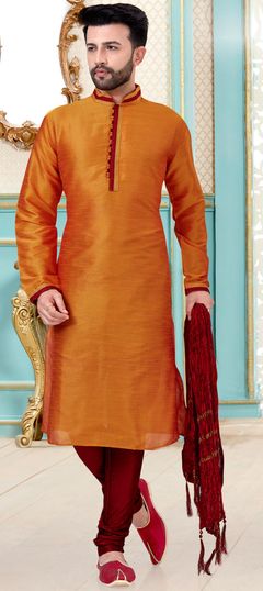 Yellow color Kurta Pyjamas in Dupion Silk fabric with Thread work : 1687827