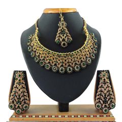 Green color Necklace in Metal Alloy studded with CZ Diamond & Gold Rodium Polish : 1688510