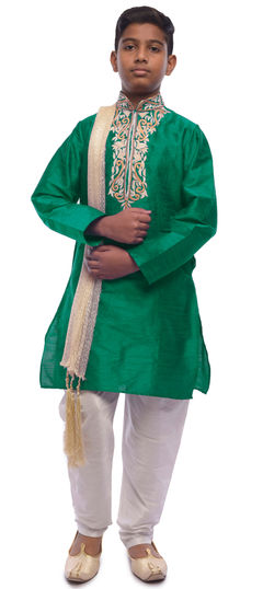 Green color Boys Kurta Pyjama in Dupion Silk fabric with Embroidered, Thread work : 1690230