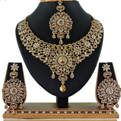 Gold, White and Off White color Necklace in Copper, Metal Alloy studded with CZ Diamond & Gold Rodium Polish : 1692835