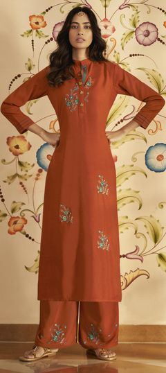 Orange color Tunic with Bottom in Two Ton Silk fabric with Embroidered, Thread, Zari work