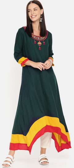 Green color Tunic with Bottom in Rayon fabric with Embroidered, Resham, Thread work