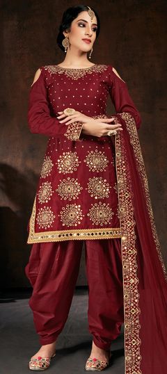 Red and Maroon color Salwar Kameez in Cotton fabric with Embroidered, Mirror, Thread work