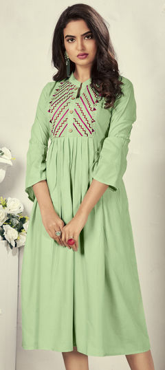 Green color Kurti in Rayon fabric with Embroidered, Resham, Thread work