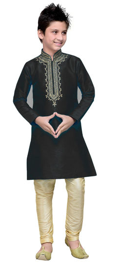 Black and Grey color Boys Kurta Pyjama in Dupion Silk fabric with Embroidered, Thread work : 1718273