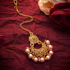 Pink and Majenta color Mang Tikka in Metal Alloy studded with CZ Diamond, Pearl & Gold Rodium Polish : 1718457