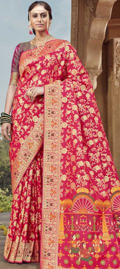 Pink and Majenta color Saree in Banarasi Silk, Silk fabric with Weaving work