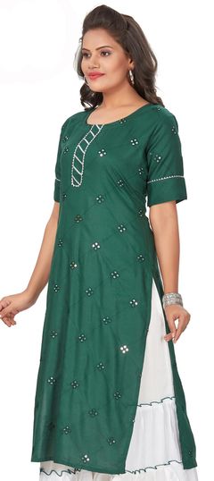 Green color Kurti in Rayon fabric with Embroidered, Resham, Thread work