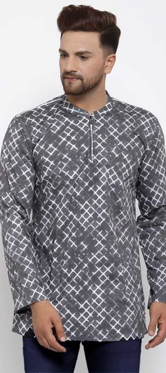 Black and Grey color Kurta in Cotton fabric with Thread work