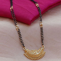 Gold color Mangalsutra in Metal Alloy studded with Beads & Gold Rodium Polish : 1735263