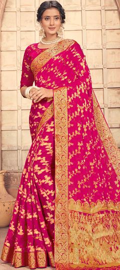 Pink and Majenta color Saree in Chiffon fabric with Weaving, Zari work