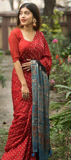 Casual, Traditional Red and Maroon color Saree in Satin Silk, Silk fabric with South Digital Print work : 1737164