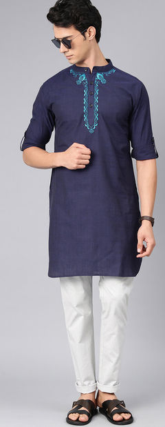 Blue color Kurta Pyjamas in Cotton fabric with Thread work