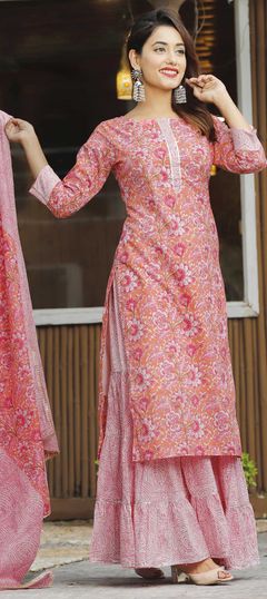 Pink and Majenta color Salwar Kameez in Cotton fabric with Floral, Printed work