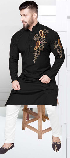 Black and Grey color Kurta Pyjamas in Cotton fabric with Thread work