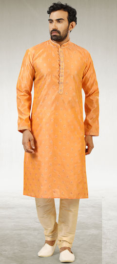 Pink and Majenta color Kurta Pyjamas in Jacquard fabric with Lace work