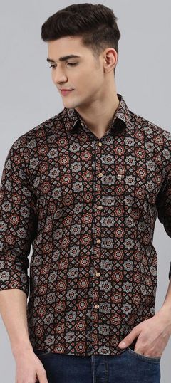 Casual Black and Grey color Shirt in Cotton fabric with Curved Printed work : 1761671