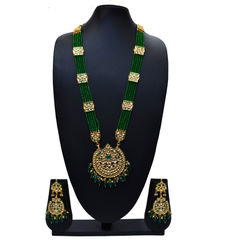 Green color Pendant in Metal Alloy studded with Kundan & Gold Rodium Polish : 1762473