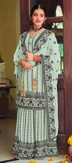 Green color Salwar Kameez in Faux Georgette fabric with Embroidered, Resham, Thread work